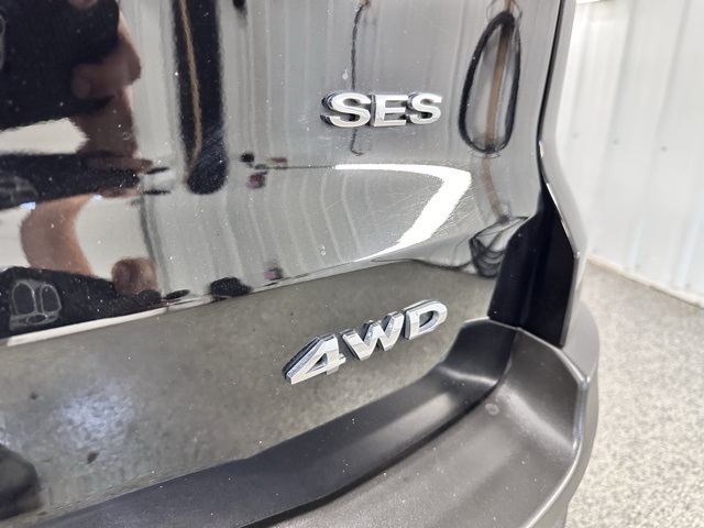 2019 Ford EcoSport SES photo 28