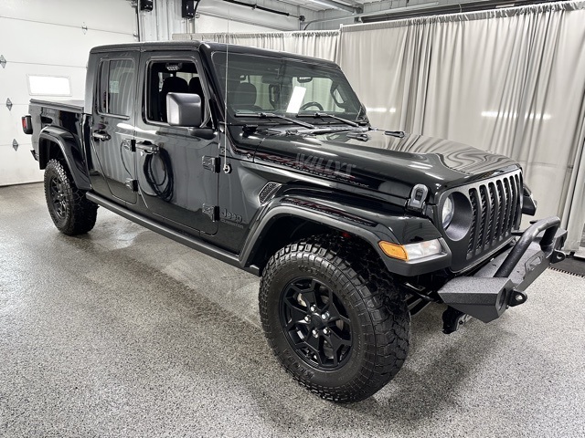 2021 Jeep Gladiator Willys photo 3