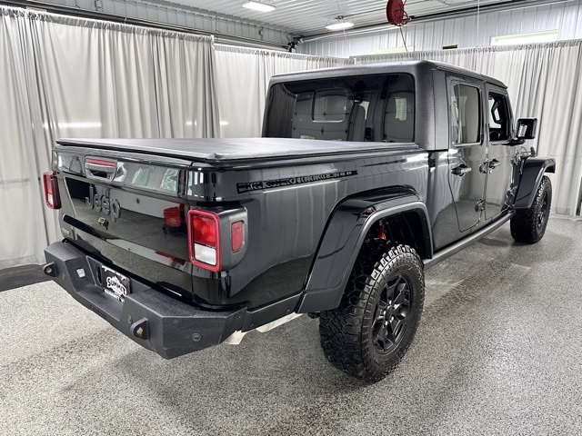 2021 Jeep Gladiator Willys photo 4