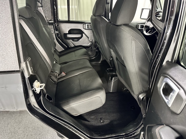 2021 Jeep Gladiator Willys photo 8