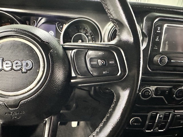 2021 Jeep Gladiator Willys photo 13