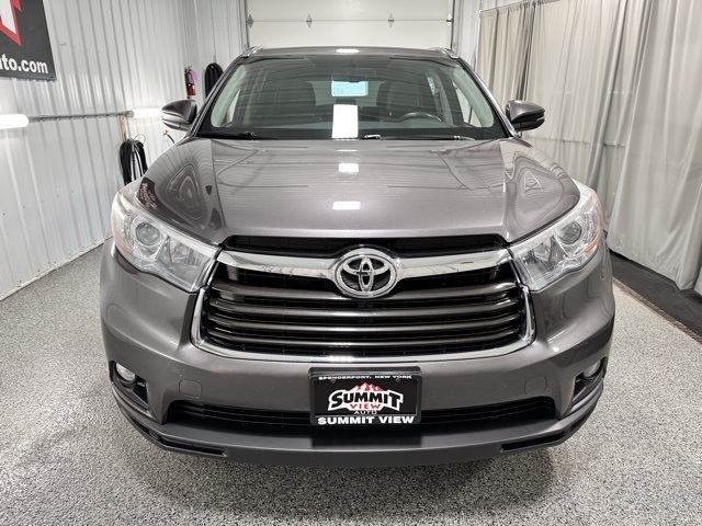 2015 Toyota Highlander Base Hybrid photo 2