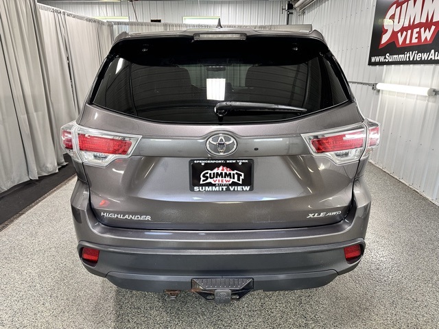 2015 Toyota Highlander Base Hybrid photo 5