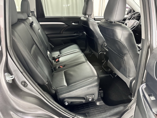 2015 Toyota Highlander Base Hybrid photo 8