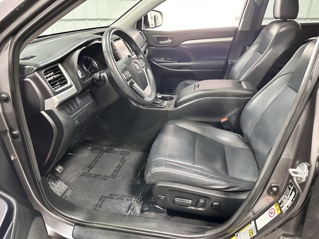 2015 Toyota Highlander Base Hybrid photo 12
