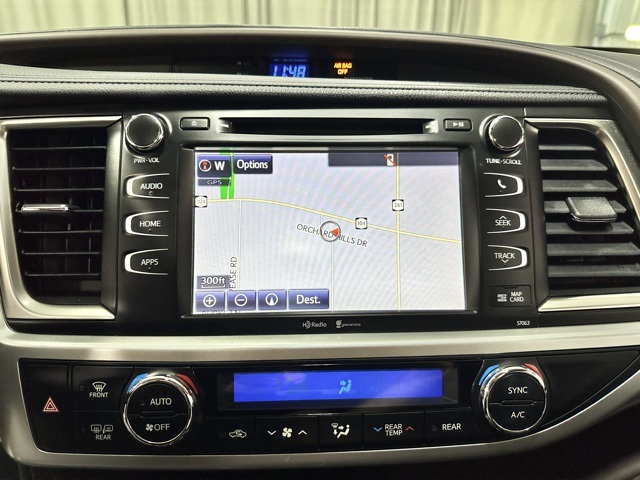 2015 Toyota Highlander Base Hybrid photo 16