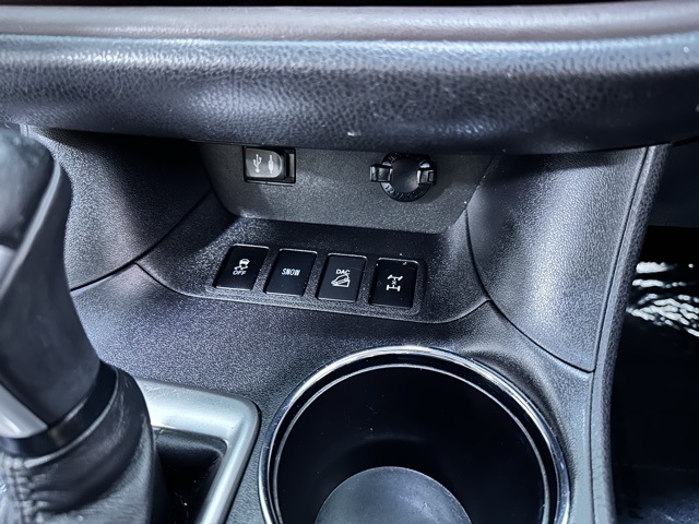 2015 Toyota Highlander Base Hybrid photo 17