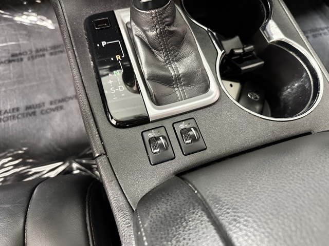 2015 Toyota Highlander Base Hybrid photo 18
