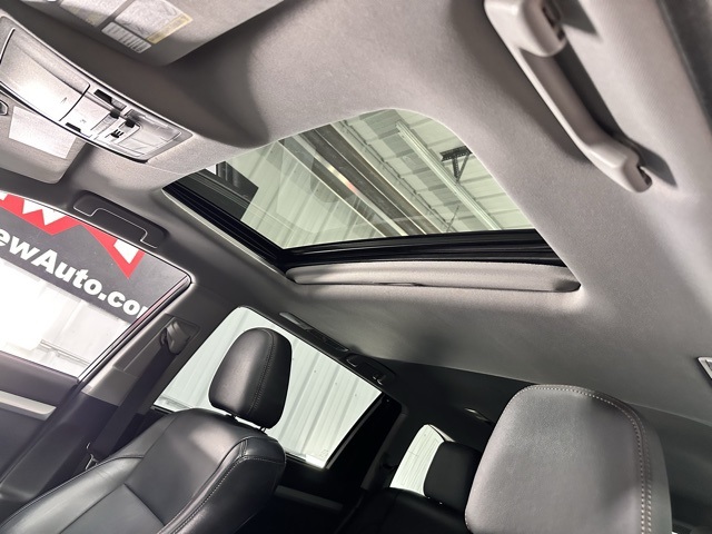 2015 Toyota Highlander Base Hybrid photo 21
