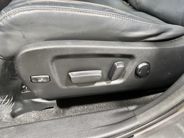 2015 Toyota Highlander Base Hybrid photo 25