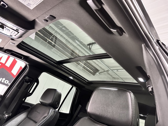 2023 Gmc Yukon Denali photo 23