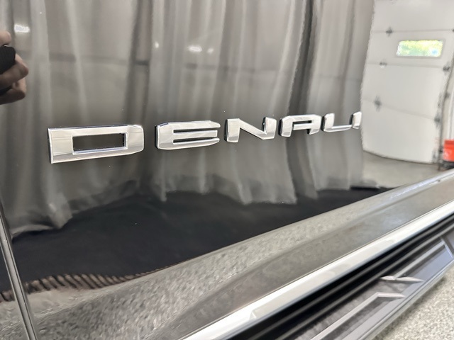 2023 Gmc Yukon Denali photo 33