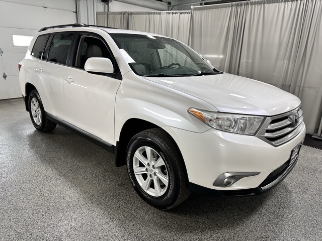 2013 Toyota Highlander Base Hybrid photo 2