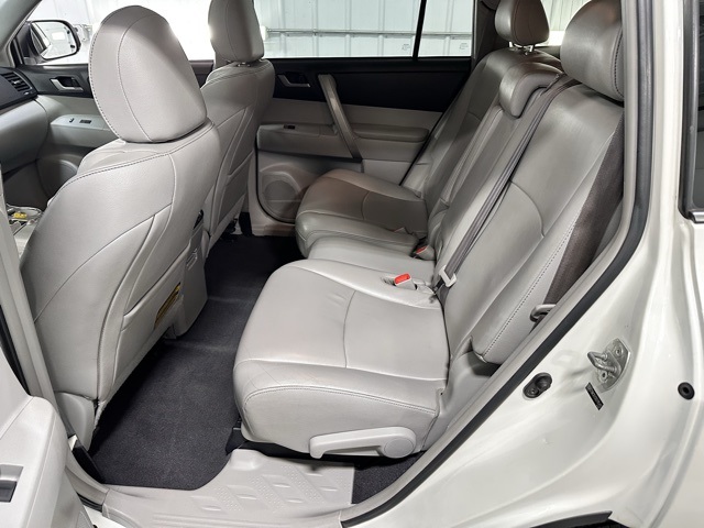 2013 Toyota Highlander Base Hybrid photo 9