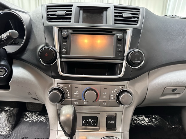 2013 Toyota Highlander Base Hybrid photo 14