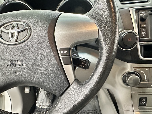 2013 Toyota Highlander Base Hybrid photo 15
