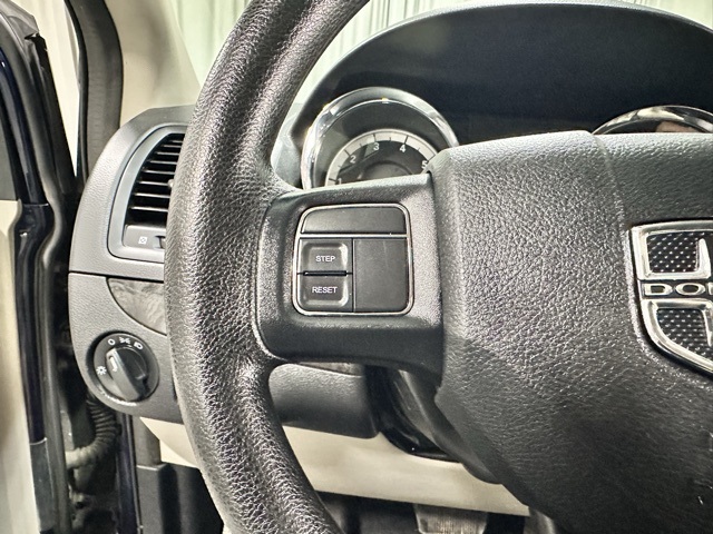 2014 Dodge Grand Caravan SE photo 16