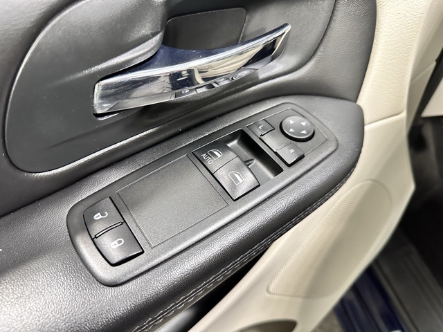 2014 Dodge Grand Caravan SE photo 17