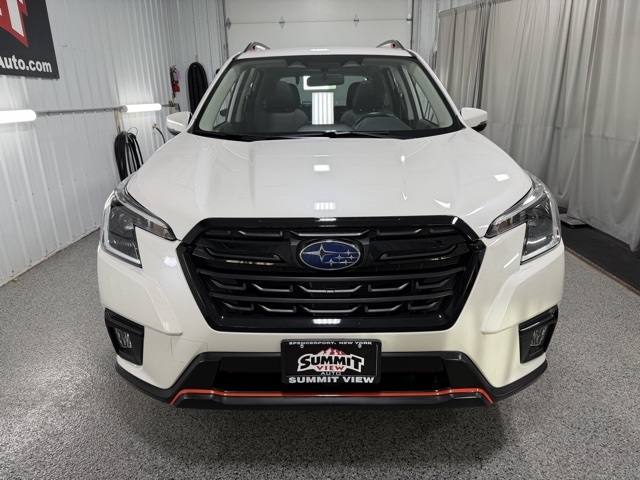 2023 Subaru Forester Sport photo 2