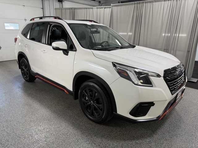 2023 Subaru Forester Sport photo 3