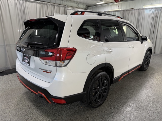 2023 Subaru Forester Sport photo 4
