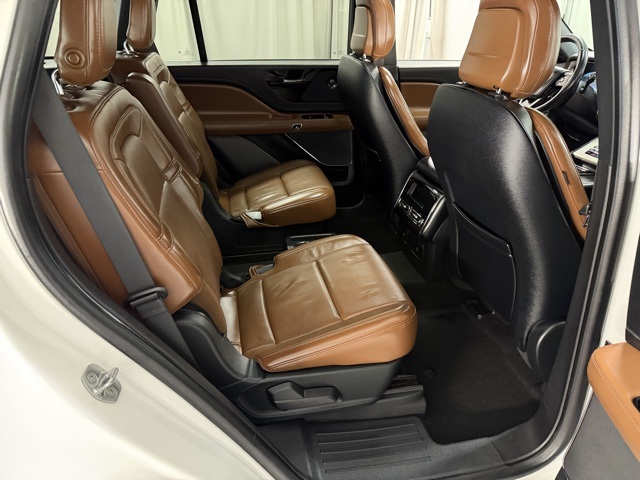 2020 Lincoln Aviator Reserve photo 3