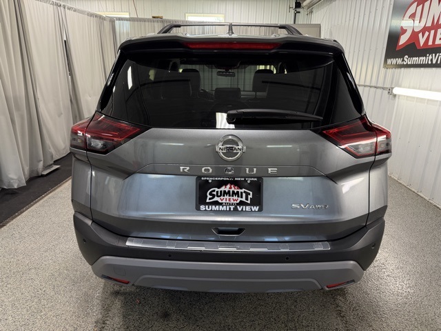 2021 Nissan Rogue SV photo 4