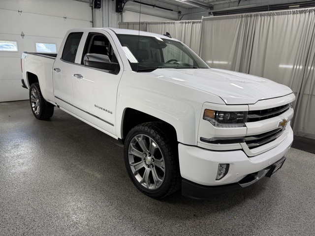 2018 Chevrolet Silverado 1500 LTZ photo 3