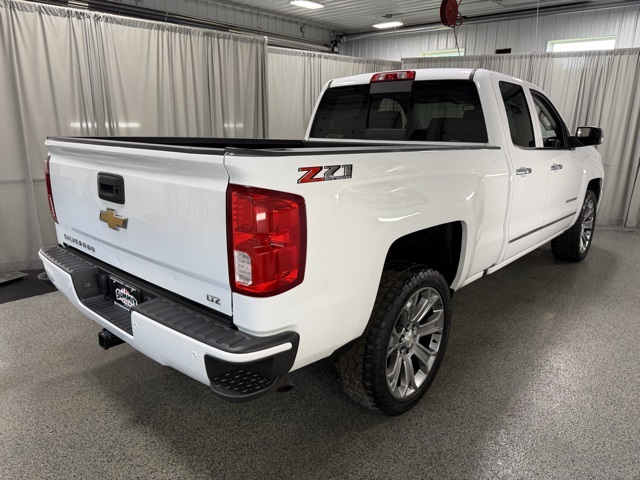 2018 Chevrolet Silverado 1500 LTZ photo 4