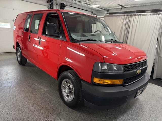 2019 Chevrolet Express Work Van Cargo photo 3