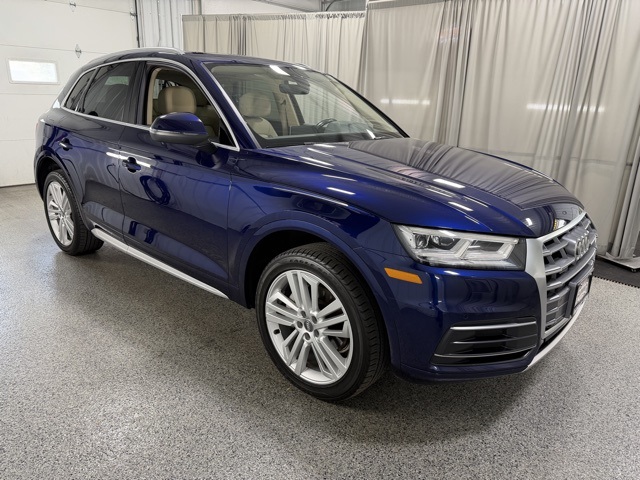 2018 Audi Q5 2.0T Premium Plus photo 2
