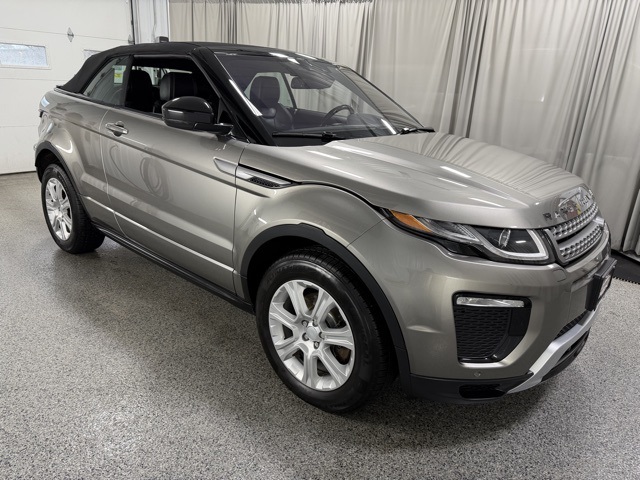 2019 Land Rover Range Rover Evoque SE photo 2