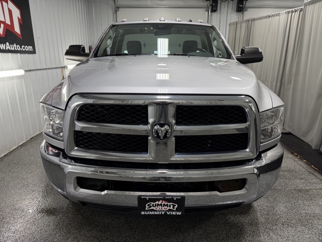 2018 Ram 3500 Tradesman photo 2
