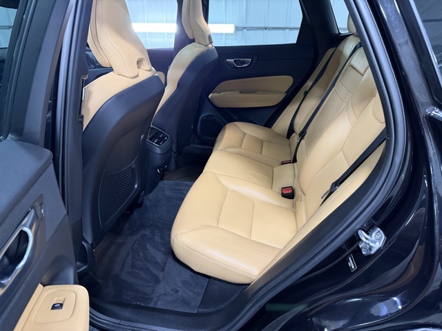2020 Volvo XC60 Inscription - Photo 11