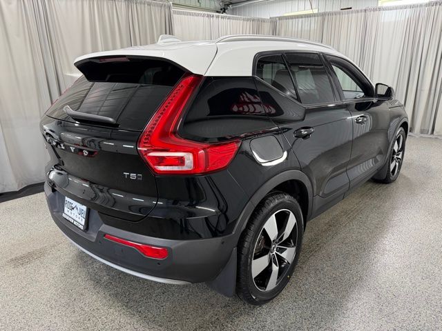 2019 Volvo XC40 Momentum - Photo 4