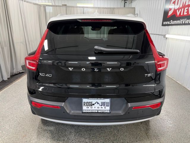 2019 Volvo XC40 Momentum - Photo 5