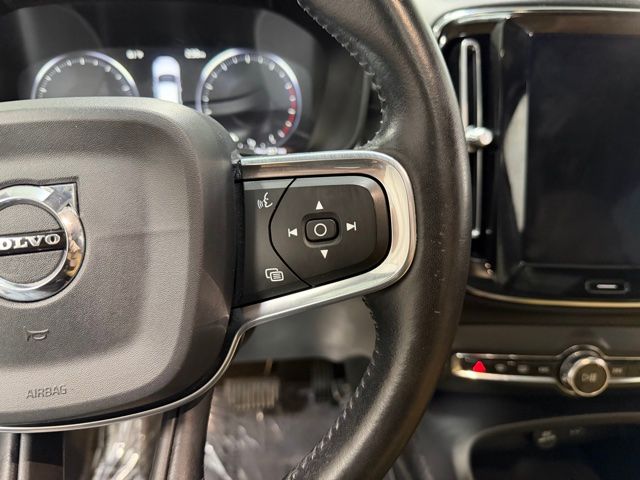 2019 Volvo XC40 Momentum - Photo 16
