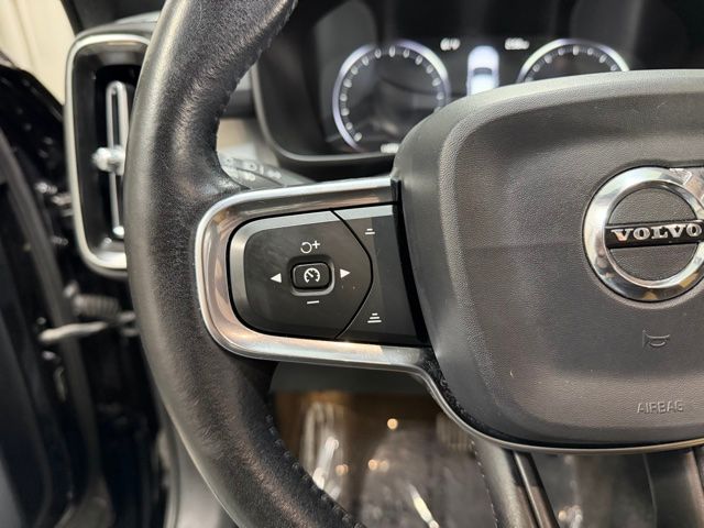 2019 Volvo XC40 Momentum - Photo 17