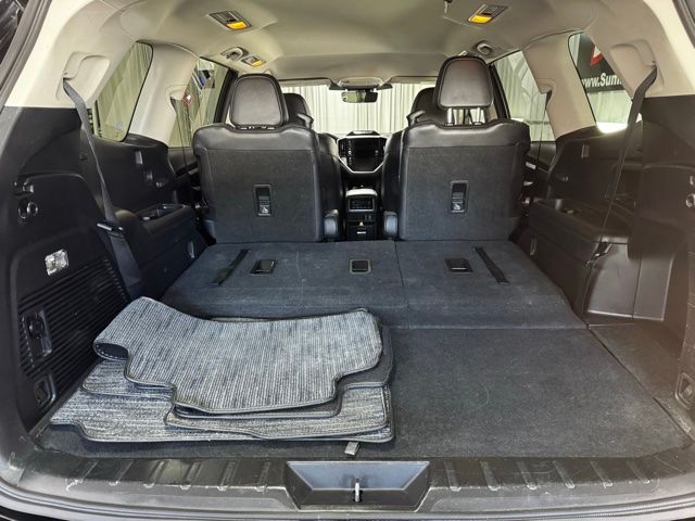 2023 Subaru Ascent Limited - Photo 9