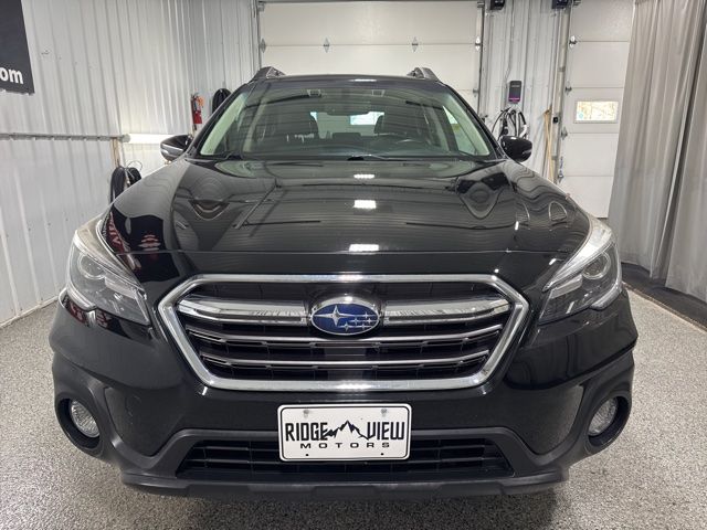 2019 Subaru Outback Limited - Photo 2