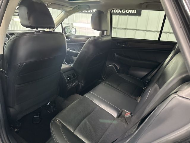 2019 Subaru Outback Limited - Photo 8