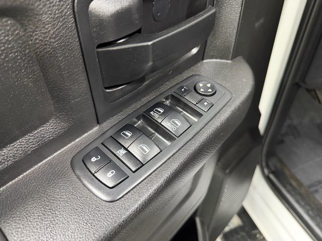 2017 RAM Ram 2500 Pickup Tradesman - Photo 16