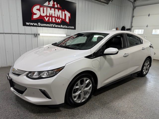 2017 Chevrolet Volt Premier's photo