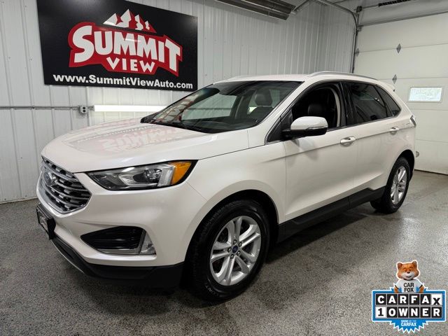 2019 Ford Edge SEL AWD's photo
