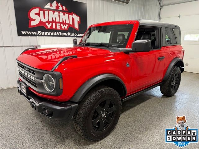 2024 Ford Bronco Black Diamond 4x4's photo
