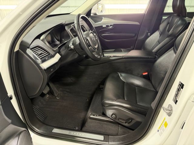 2023 Volvo XC90 Core - Photo 7