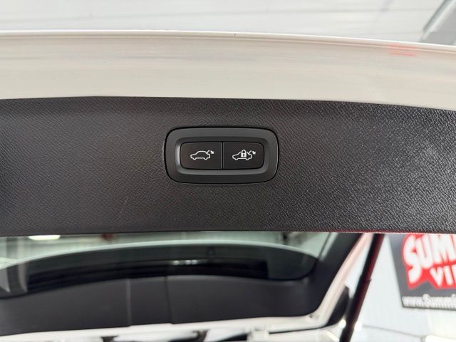 2023 Volvo XC90 Core - Photo 11
