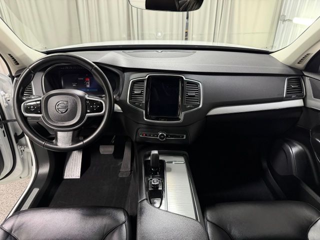 2023 Volvo XC90 Core - Photo 14