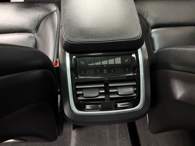 2023 Volvo XC90 Core - Photo 15
