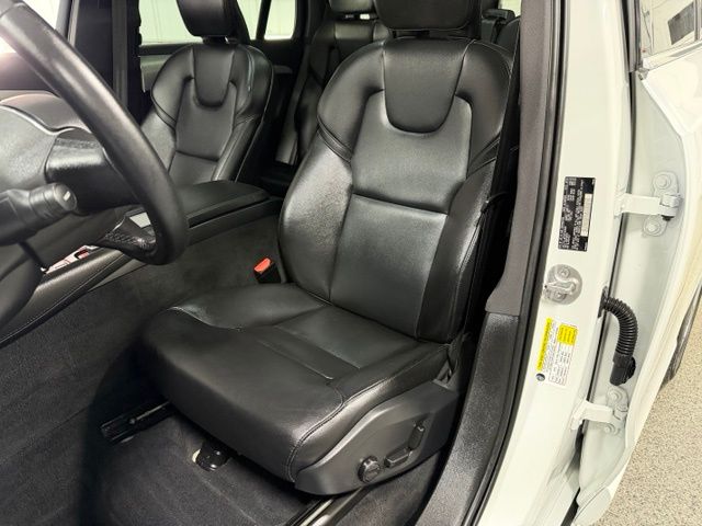 2023 Volvo XC90 Core - Photo 23